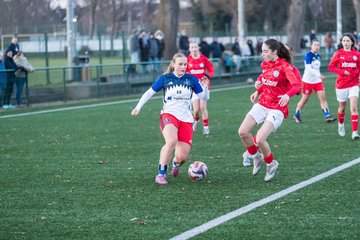 Bild 440 - wBJ Hamburger SV - Holstein Kiel : Ergebnis: 8:0